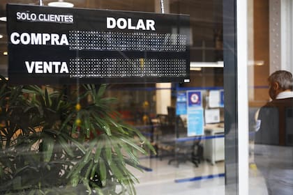 Se espera la apertura de los mercados para conocer el valor de las divisas