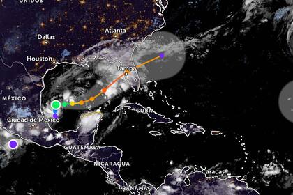 Se espera que la tormenta se fortalezca rápidamente en los próximos días, hasta convertirse en el huracán Milton.