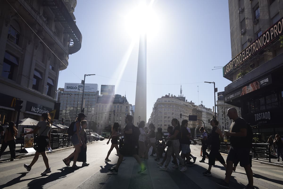 Se esperan temperaturas que superen los 35 grados en la Ciudad y el conurbano bonaerense.