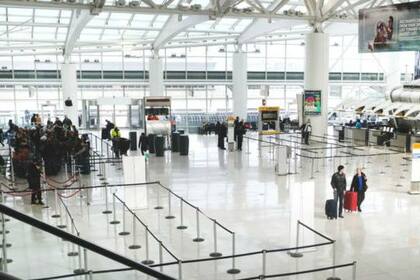 Las grandes agencias de viajes online recomiendan a los pasajeros consultar directamente a las aerolíneas