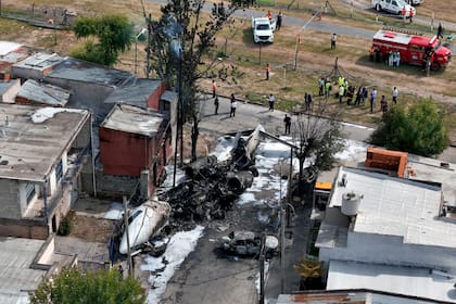 La aeronave Challeger 300 cayó en la intersección de José Terry y Charlín
