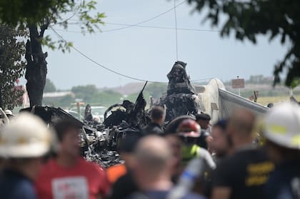 Los restos del avión que se estrelló