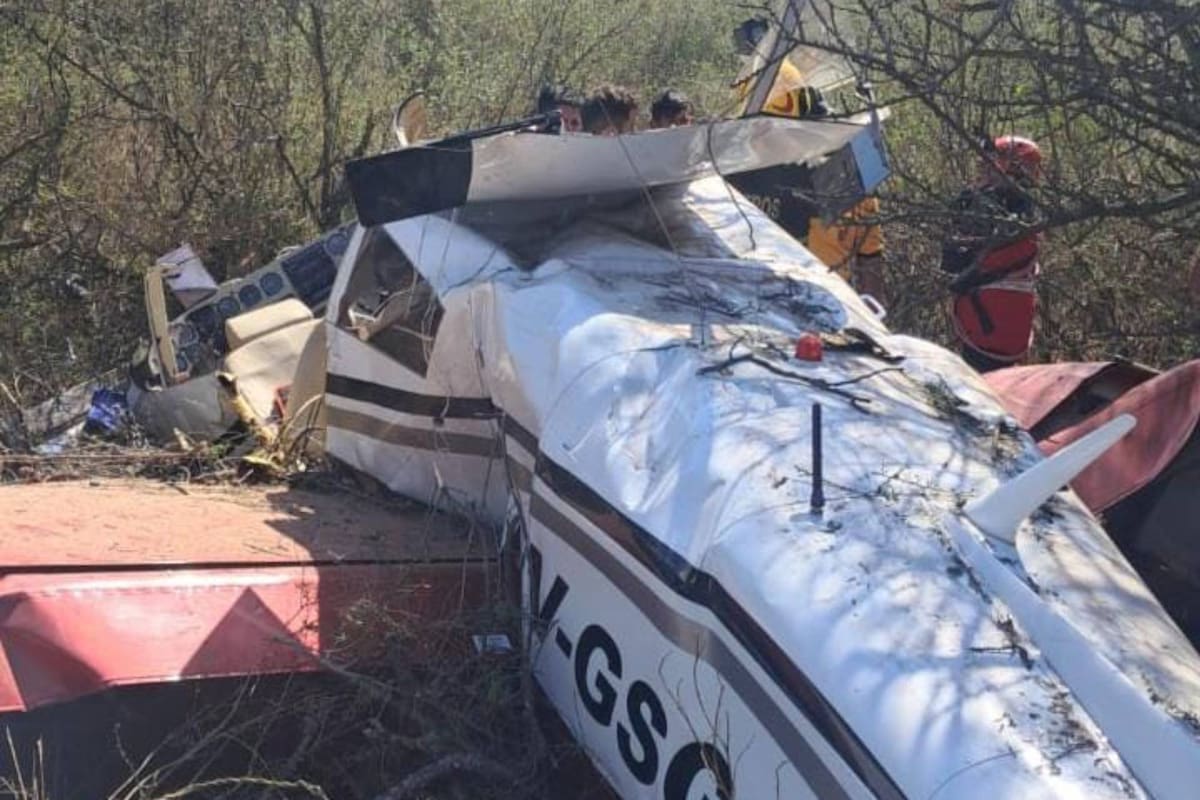 Se estrelló una avioneta en Córdoba y dos menores y tres adultos tuvieron que ser hospitalizados.