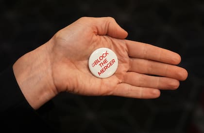 Se extiende el rechazo a la multimillonaria fusión entre dos grandes estudios de Hollywood