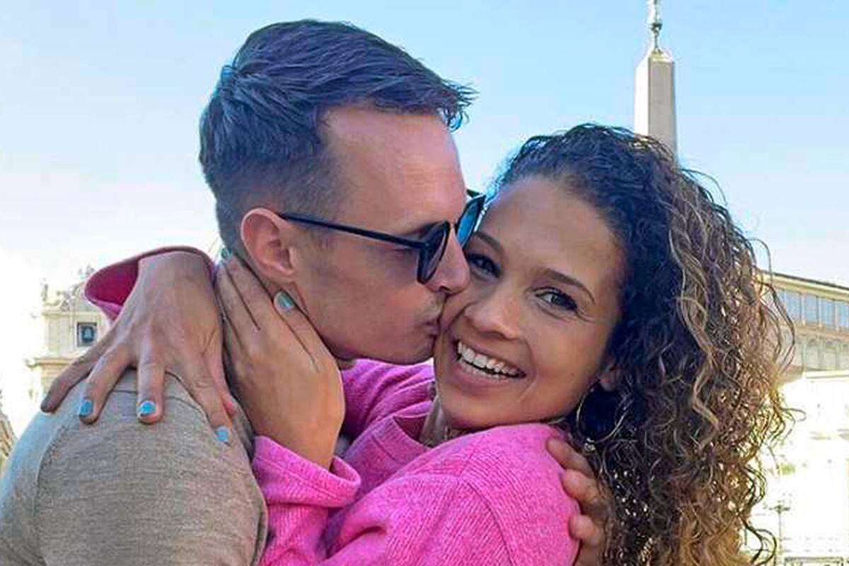 Se ha formado una pareja: Jeff Hardeveld y Shona Shukrula hicieron pública su historia de amor en Año Nuevo