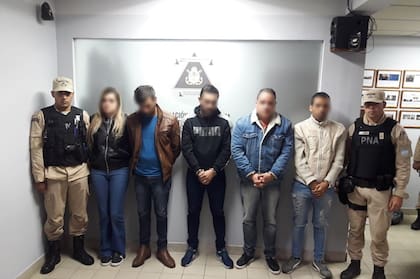 Los sospechosos detenidos por la Prefectura Naval