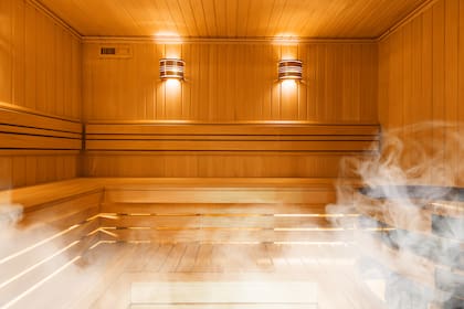 Se han encontrado curiosos vínculos entre los baños de sauna con menores riesgos de problemas cardiovasculares, sin embargo, los investigadores no pueden probar definitivamente esta relación