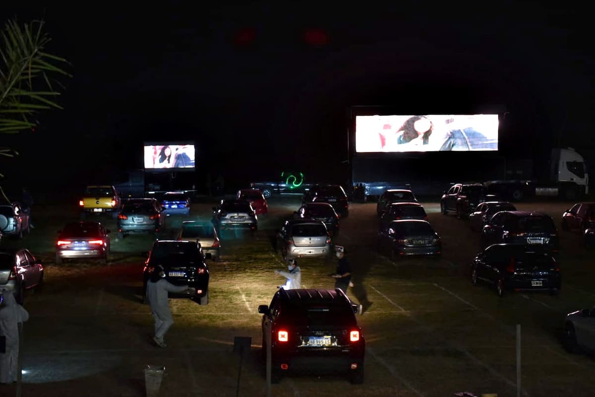 Se hará en uno de los pabellones cerrados de la Sociedad Rural Argentina con una capacidad para 120 autos por función