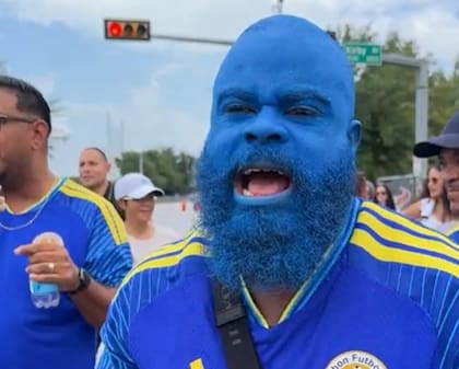 Se hicieron presentes varios hinchas de Curazao a ver el debut (Foto: X)