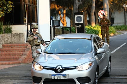 Se inauguró la seguridad militar en la quinta de Olivos