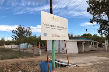 Se inauguró una planta potabilizadora de agua que serviría para proveer a todas las familias del pueblo. Pero nunca funcionó.