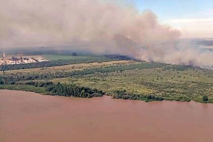 Se incendiaron terrenos cercanos a la central nuclear Atucha II