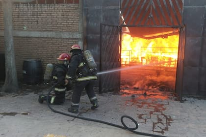 Se incendió el boliche Suburbia en Mendoza