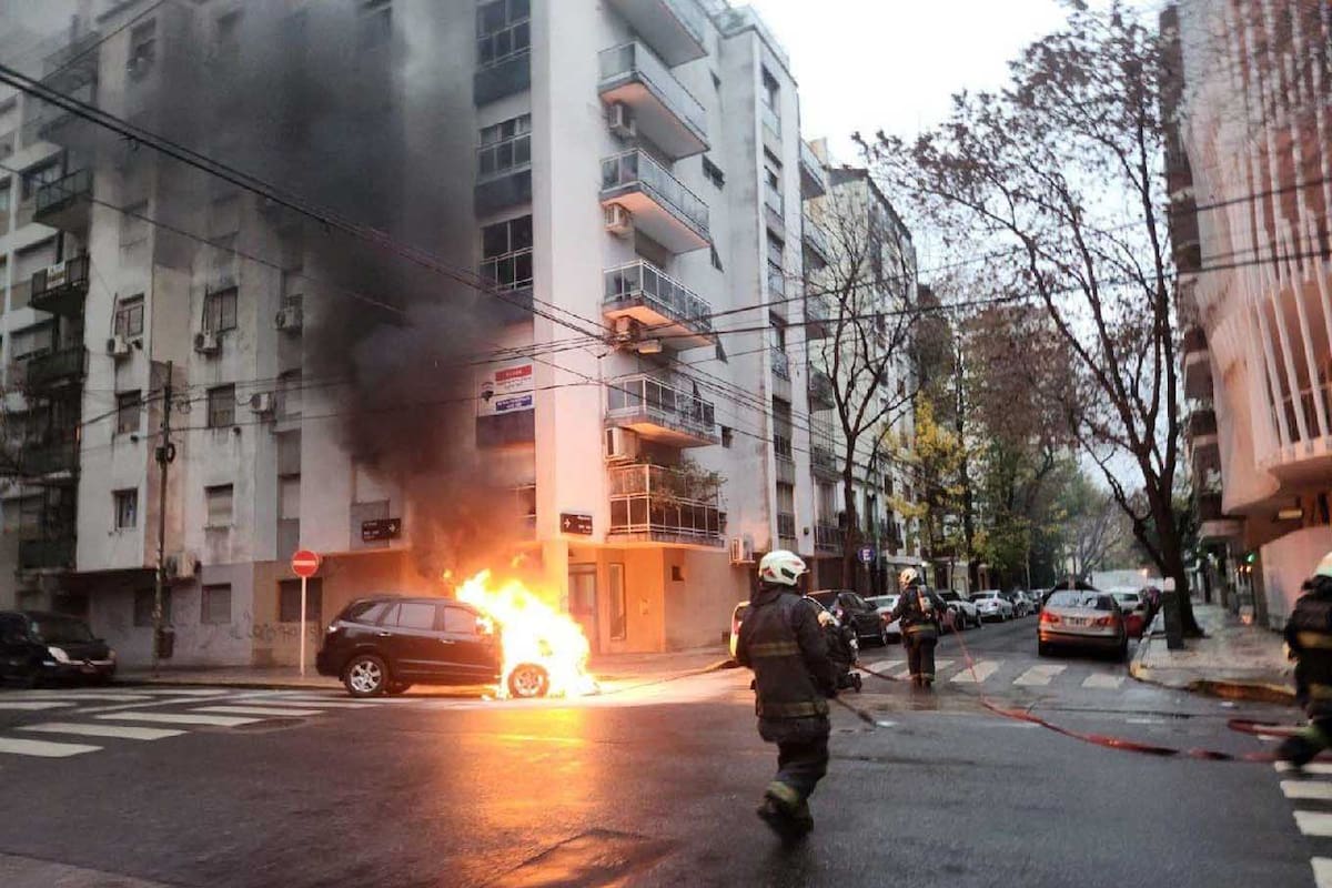 Se incendió un auto en La Pampa y Migueletes