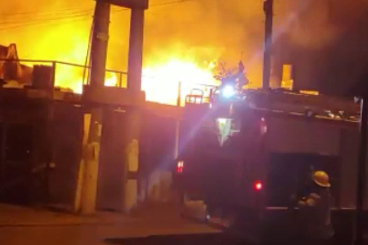 Se incendió una madrera en Moreno