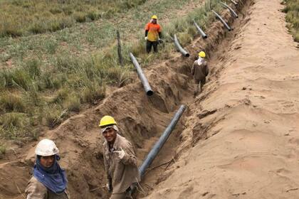 Se instalarán 2200 kilómetros de cañerías