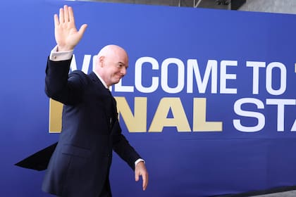 Se lleva una decepción Gianni Infantino con su plan de involucrar capitales privados al negocio de los Mundiales