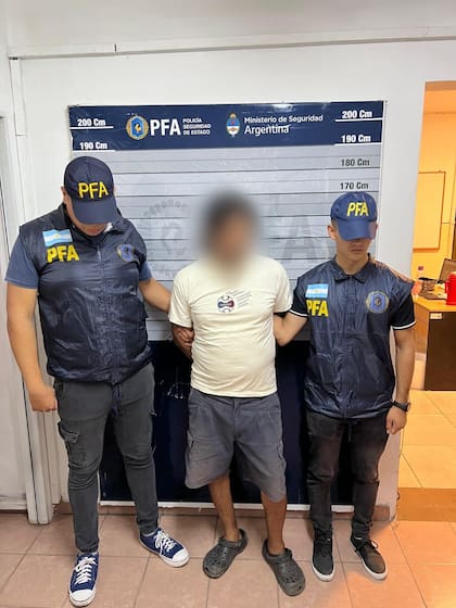 Se lo identificó como un hombre de nacionalidad argentina de 48 años