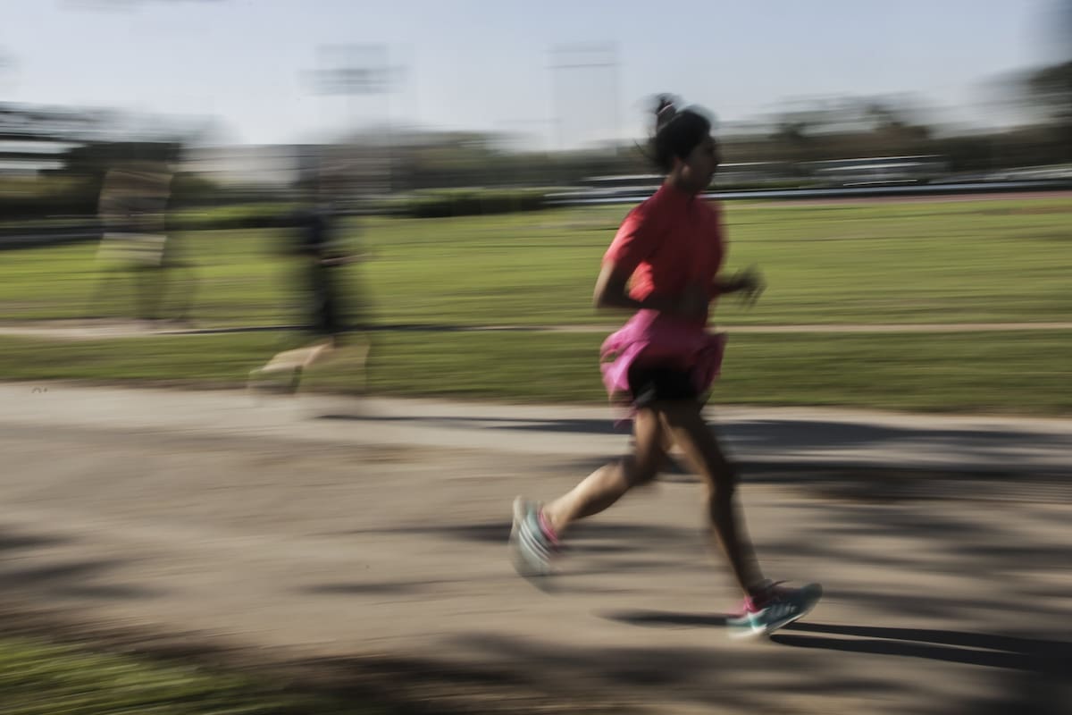 Se mantiene las restricción de salir a correr por la ciudad