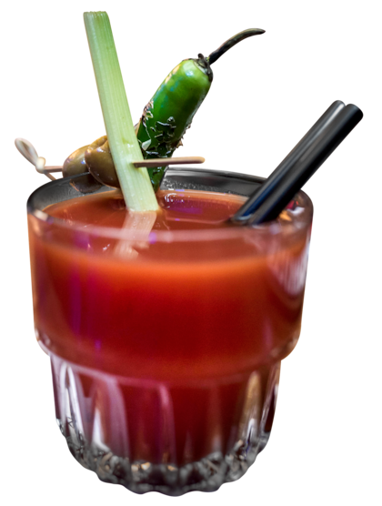 Se mezcla el tequila con la salsa de tomate