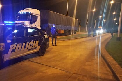 Se montó un operativo en caminos vecinales donde lograron detener su marcha