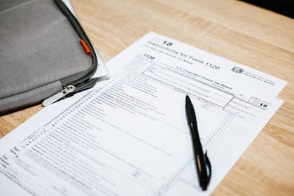 Se necesita llenar este formulario para reclamar a un familiar inmigrante a que obtenga su green card para vivir en Estados Unidos