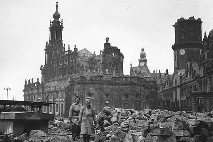 Se necesitaron años para hacer limpieza de los daños