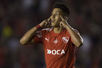 Se oficializó la venta de Maxi Meza a Rayados de Monterrey por 15 millones de dólares