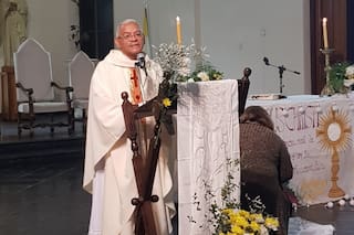 El Obispo de Chascomús confirmó que abandonó la parroquia y se fue de Maipú con su familia