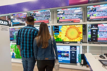 Se podrán comprar televisores y celulares en hasta 30 cuotas fijas