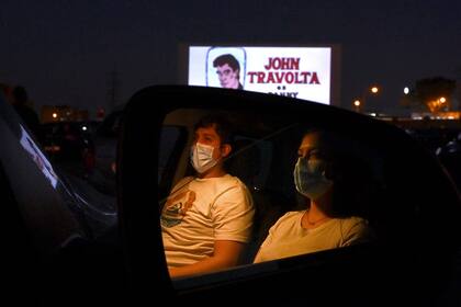 Se proyectó Grease en la reapertura en el Autocine Madrid