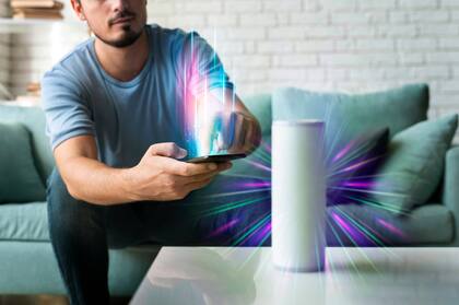 Se puede jugar al piedra, papel o tijera con el asistente virtual (Foto: Freepik)