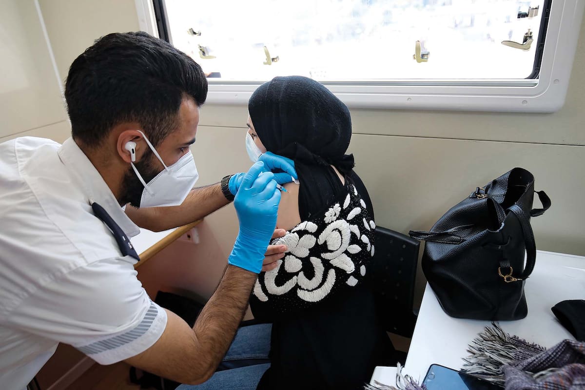 ¿Se puede ser una isla en un mundo asediado por el virus?