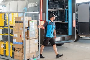 Se puede trabajar como repartidor y utilizar un vehículo propio