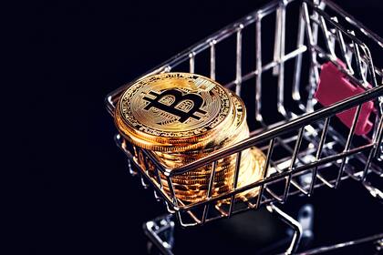 ¿Se puede usar dinero en criptomonedas para comprar en el almacén?
