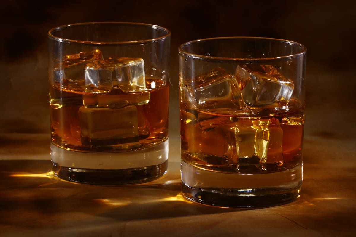 Se pueden preparar múltiples tragos con ron