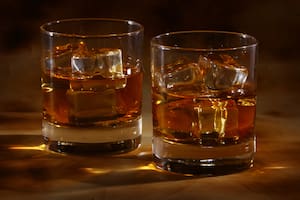 Se pueden preparar múltiples tragos con ron