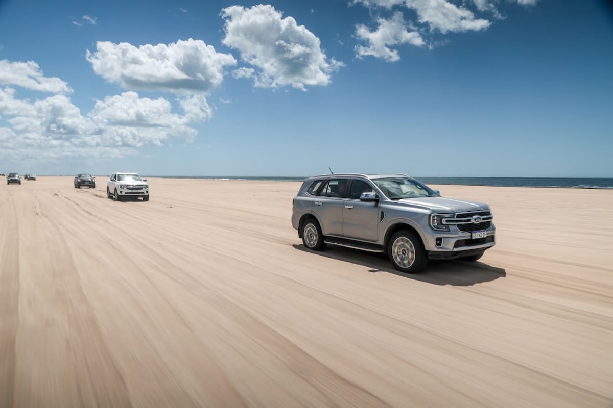 Se puso a prueba al Ford Everest en arena