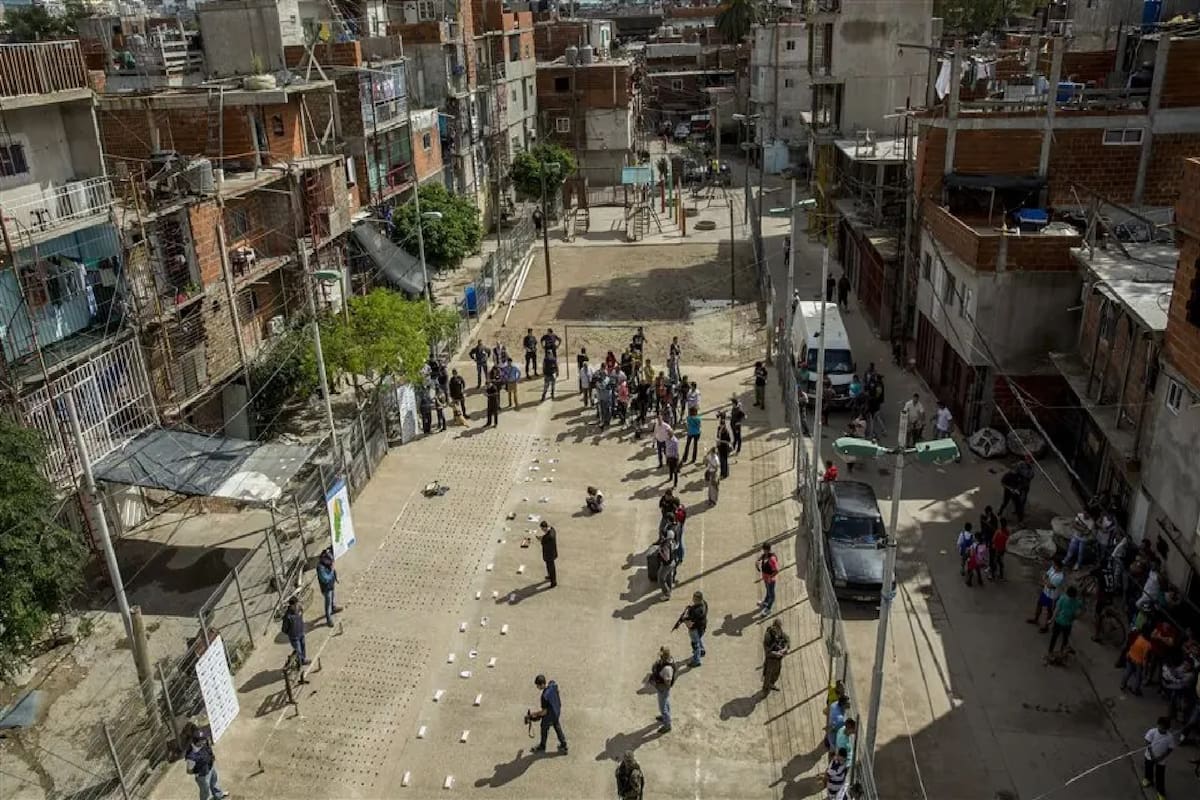 Se realizó hoy un fuerte operativo policial en la villa 31
