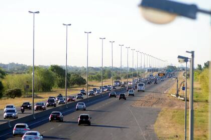 Se registraban 2600 vehículos por hora en el peaje de la Autovía 2 en la mañana del sábado