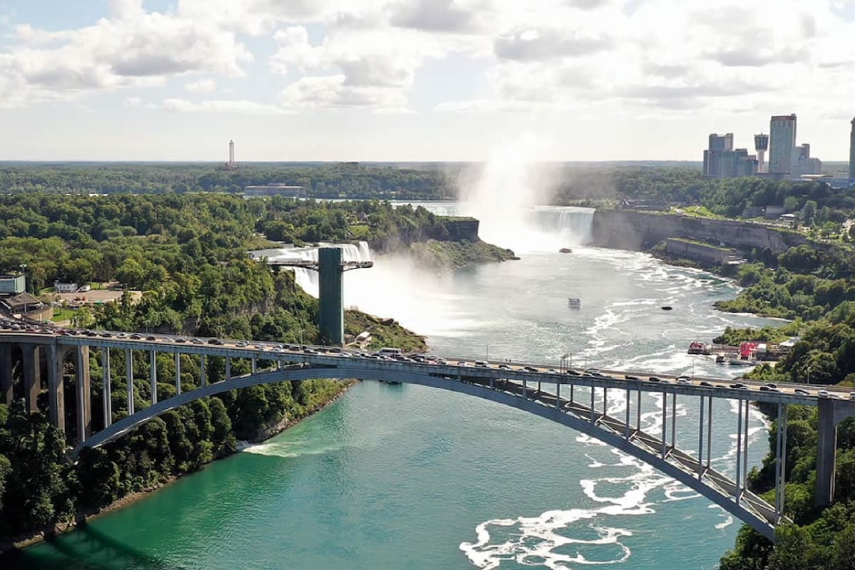 Se registró una explosión en el Rainbow International Bridge