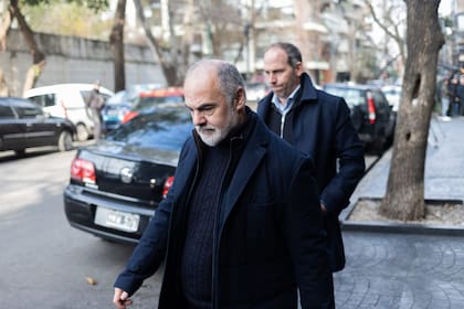Se retira del allanamiento en el domicilio de Jesica Cirio el
Fiscal Sergio Mola