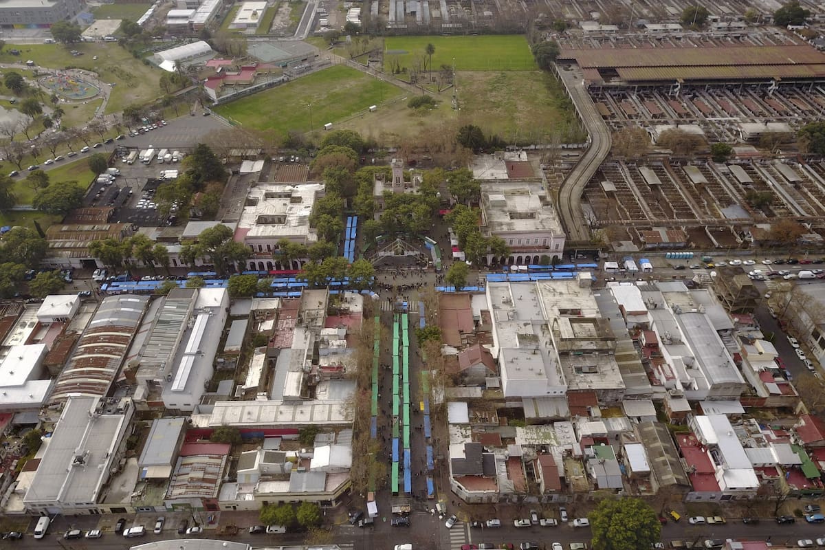 Se reubicará también la tradicional Feria de Mataderos