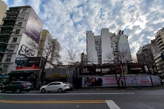 Subastan un terreno en una esquina clave de la ciudad de Buenos Aires