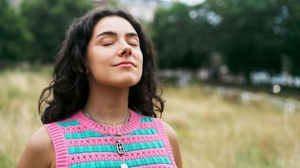 Se suele asumir que meditar requiere detener la agenda