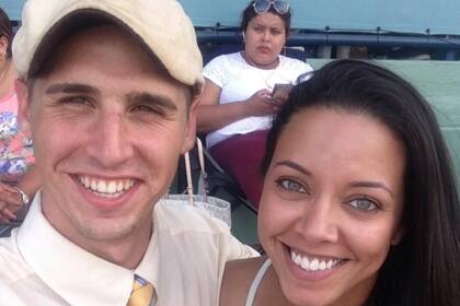 Se suicidó el actor Hagen Mills después de intentar matar a su novia.