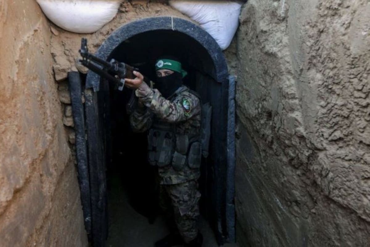 Se teme que los rehenes israelíes estén retenidos dentro de la red de sótanos y túneles subterráneos de Gaza