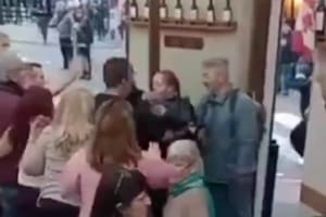 Se trata de dos agentes de la Policía Federal Argentina (PFA)