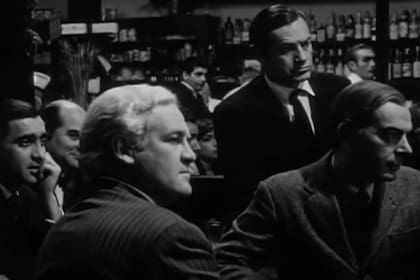 "Se trata de un film fantástico y de un tipo de fantasía que puede calificarse de nueva. No se trata de una ficción científica a la manera de Wells o de Bradbury", dijo Borges de Invasión