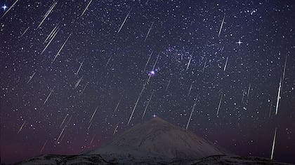 Se trata de un grupo de meteoros provenientes del cometa 21P / Giacobini-Zinner